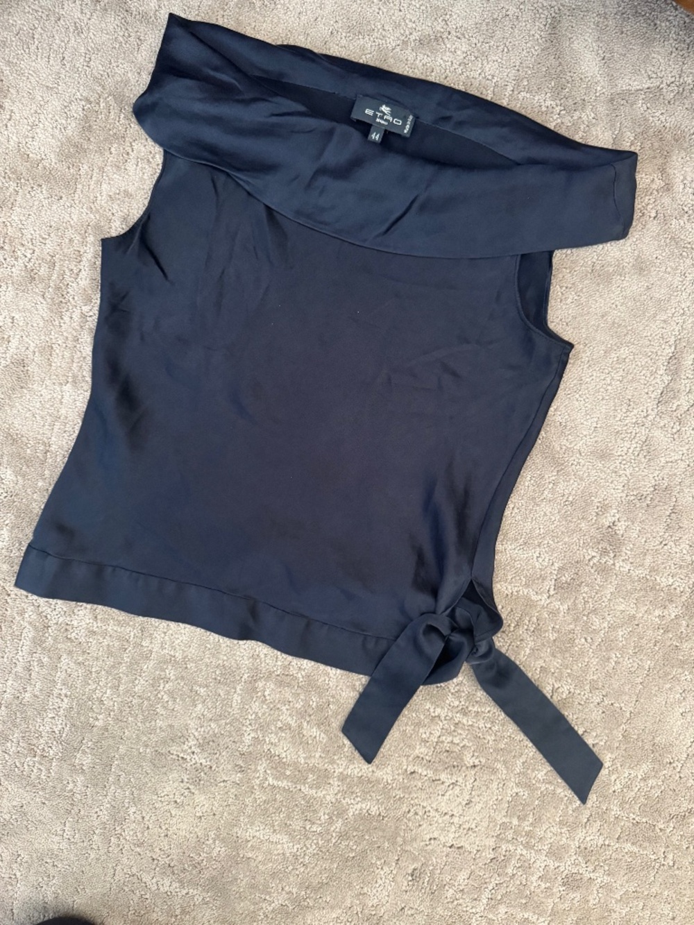 ETRO self tank